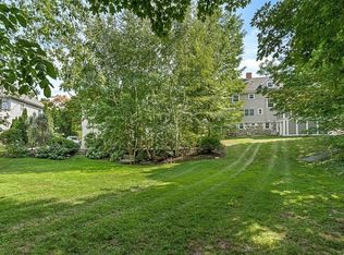 19 Glengarry Rd, Winchester, MA 01890