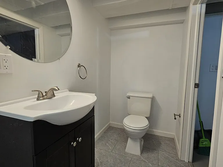 236 McCartney Dr — Photo 25