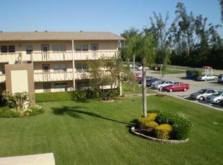 317 Dorset Dr #H, Boca Raton, FL 33434
