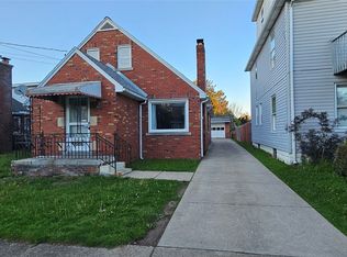 2913 Elmwood Ave, Erie, PA 16508