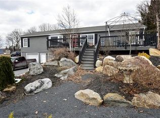 1821 Delabole Rd, Pen Argyl, PA 18072