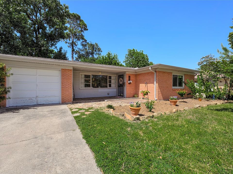 1st image of 515 Azaleadell Dr