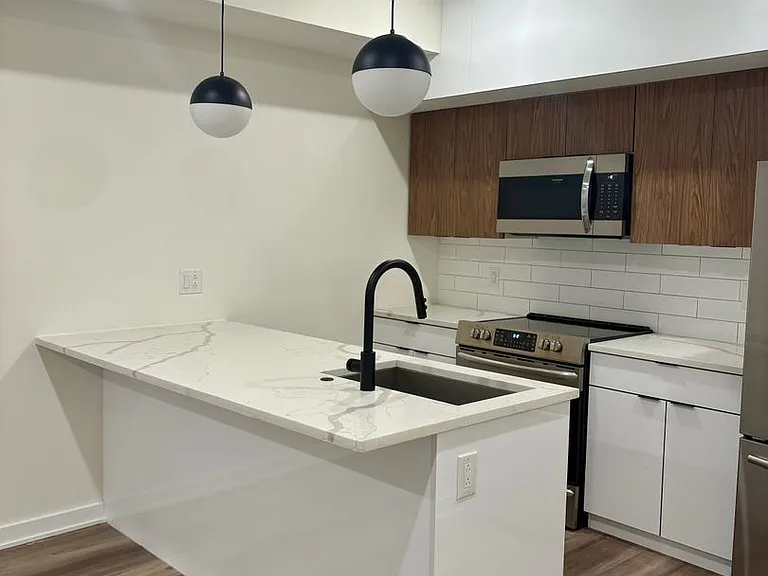 Stunning New Luxury Apartments at The Vienna — Photo 107
