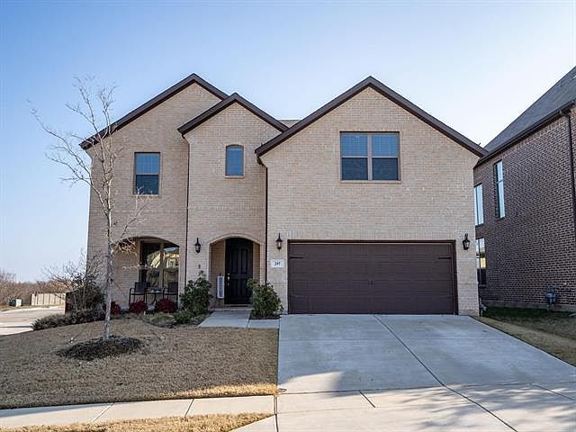 1st image of 297 Aaron Dr
