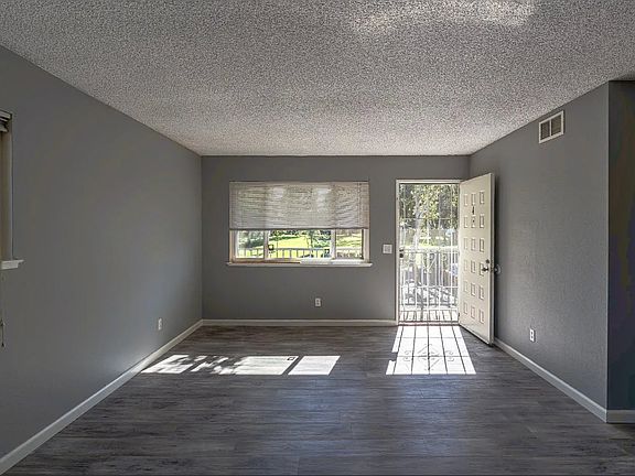4th image of 4726 Hayford Way #D