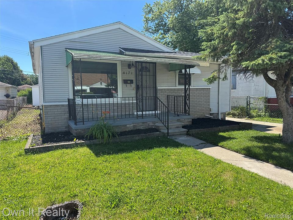 1st image of 4171 13th St