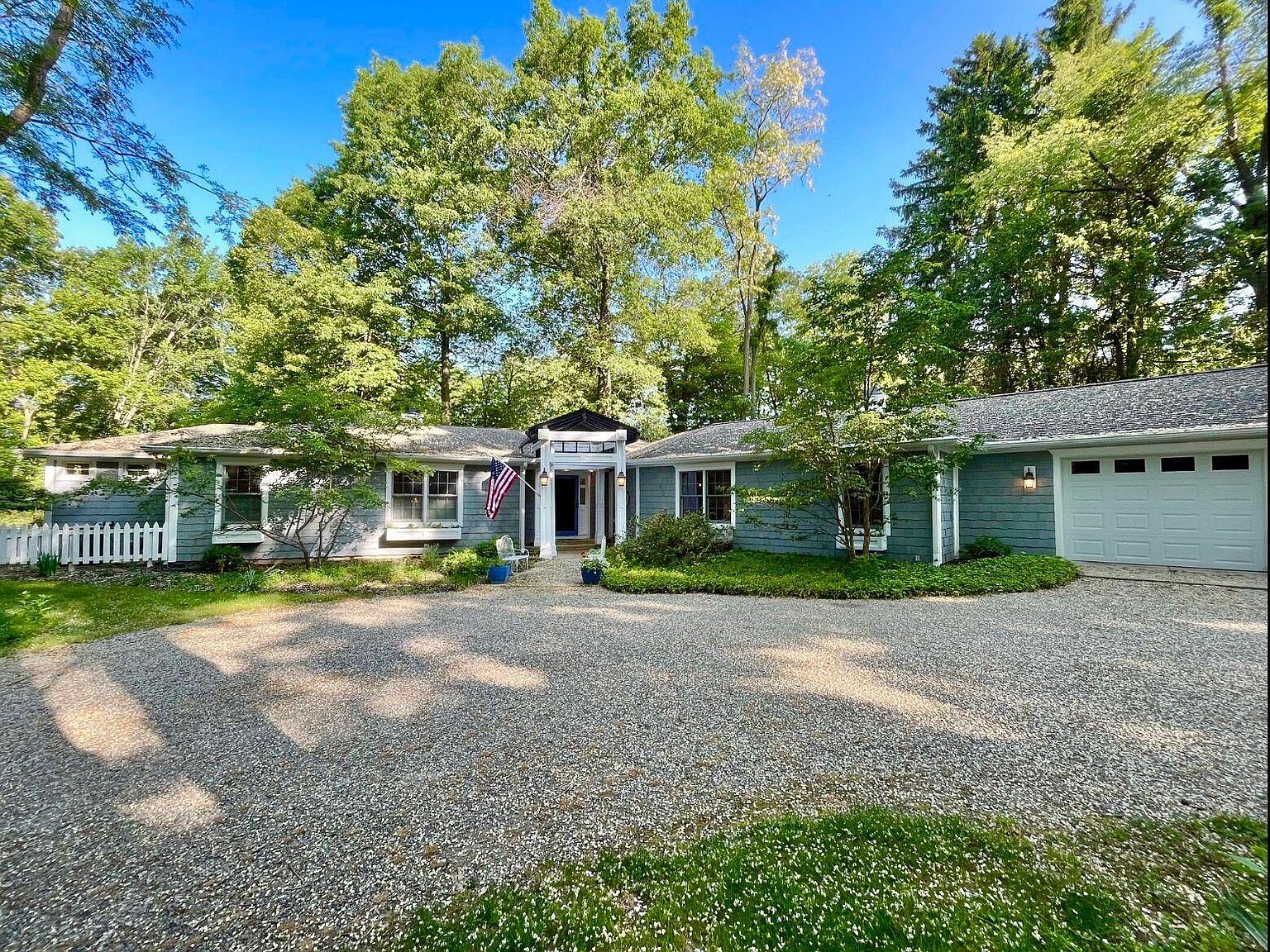 6075 Browns Lake Rd, Jackson, MI 49203 Zillow