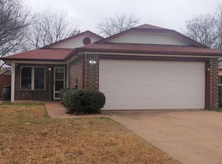 417 Pace Dr, Denton, TX 76209