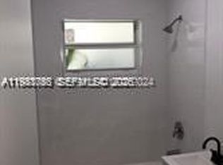 30 S Shore Dr APT 6, Miami Beach, FL 33141