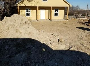 3218 NW 32nd St, Fort Worth, TX 76106