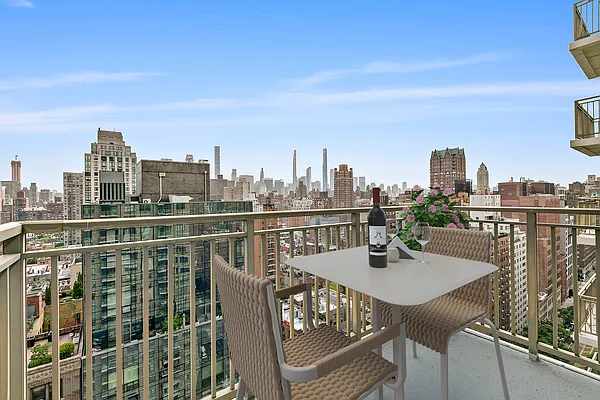 Sold by Compass | media 3