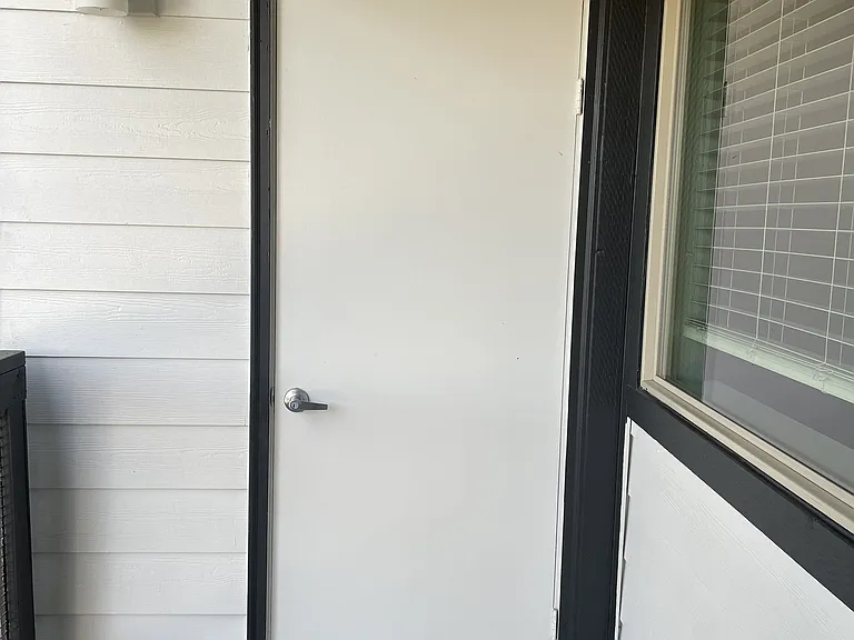 Tenzen Apartments — Photo 11