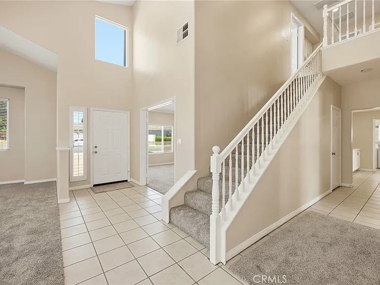 18112 Osborne St — Photo 36