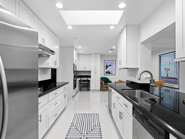 326 Seven Isles Dr — Photo 12