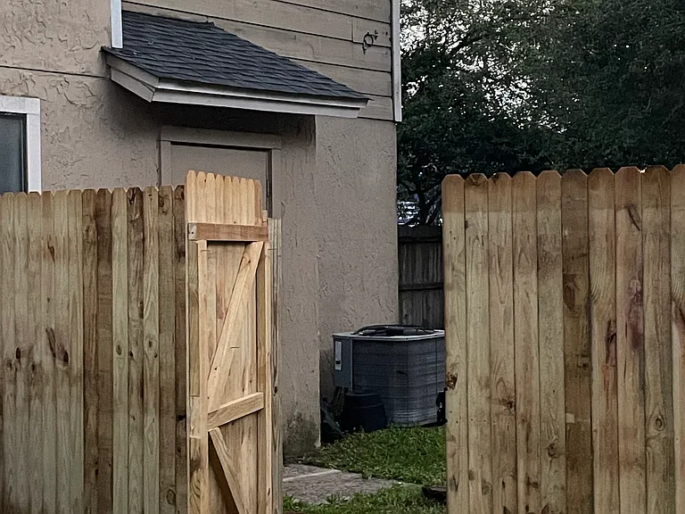 4 Jasmine Pl — Photo 2