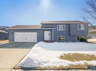 7001 W 68th St, Sioux Falls, SD 57106