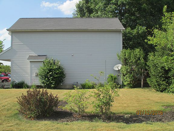 5th image of 10438 Village Dr