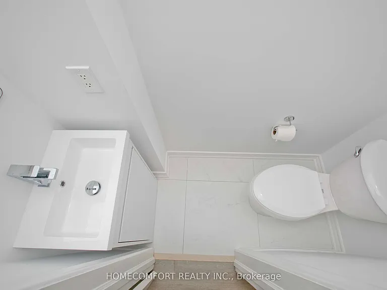 247 Parkview Ave — Photo 14