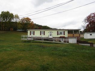 59 Spring St, Robinson, PA 15949