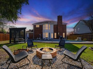 6440 Knoll Ridge Dr, Dallas, TX 75249