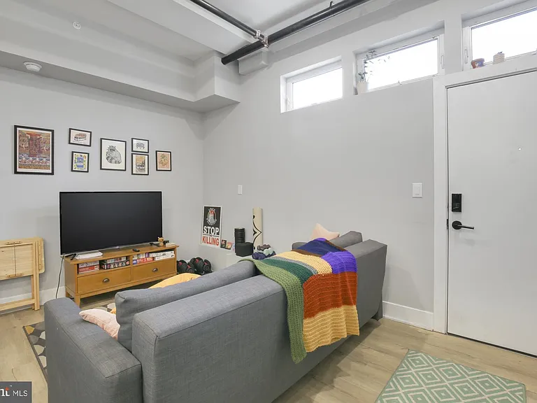 3965 Lancaster Ave #103 — Photo 5