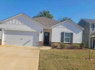 5668 Post Oak Dr, Bessemer, AL 35023