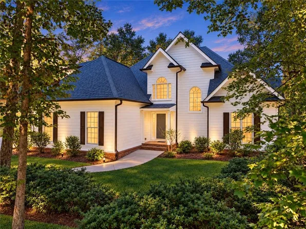 315 Thorntree Ln, Canton, GA 30115