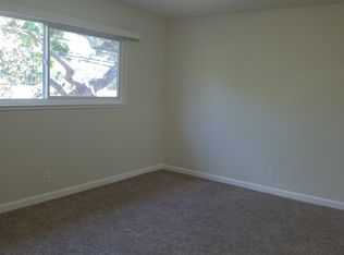 585 Geneva Ave APT 2, Redwood City, CA 94061
