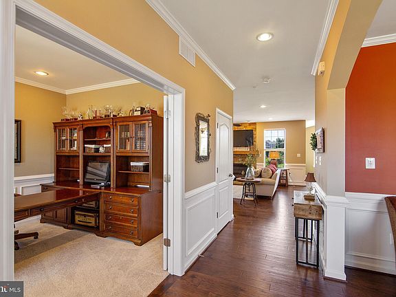 3rd image of 2502 Eudora Ct