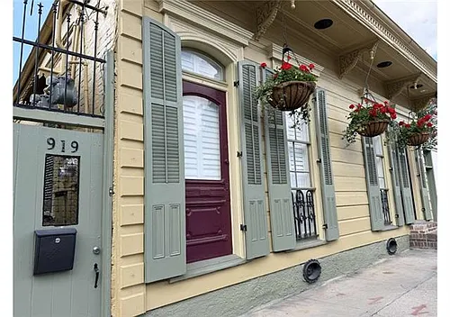 919 Dauphine St #919 Photo 1