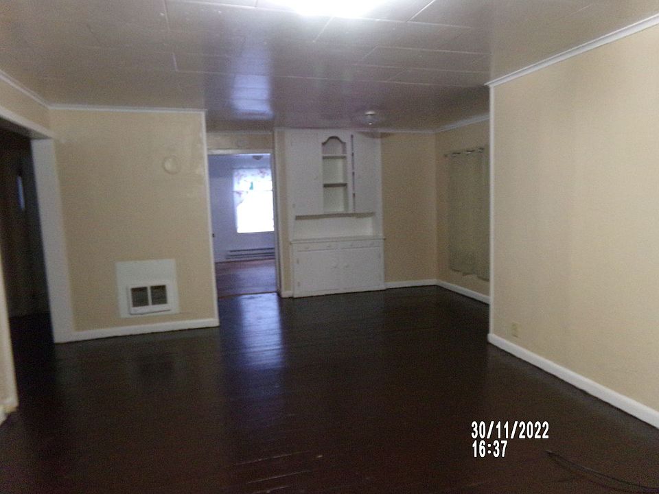 1st image of 120 S Chehalis St #124