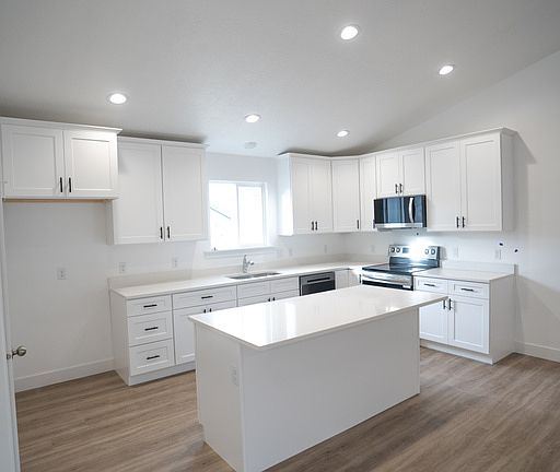 4th image of 2287 E Marigold Dr #512