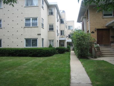 1512 W Touhy Ave #1, Chicago, IL, 60626