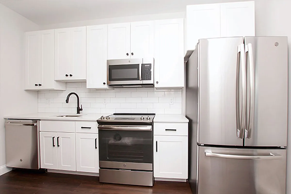 Building Photo - 120 Washington St #313