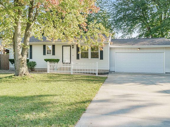 2nd image of 33169 Thelma Ave