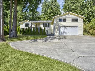 81 Baldwin Ln, Port Ludlow, WA 98365
