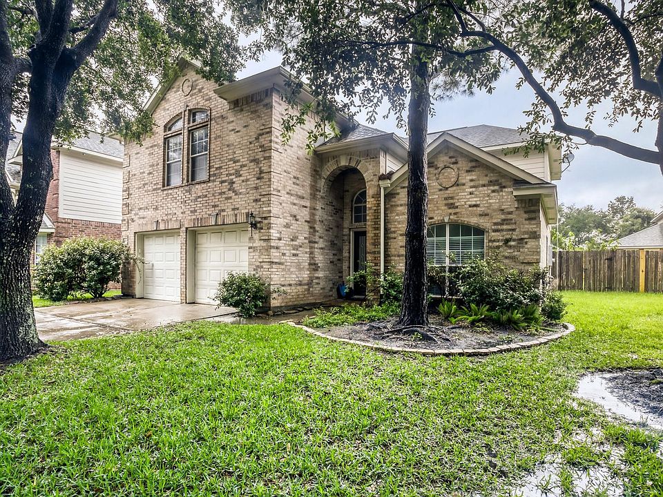 1st image of 16606 Greenbriar Point Ln