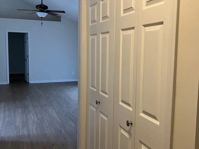 439 Pleasant Place Way — Photo 11