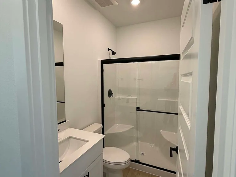 20464 Myrtle Pl E #1 — Photo 5