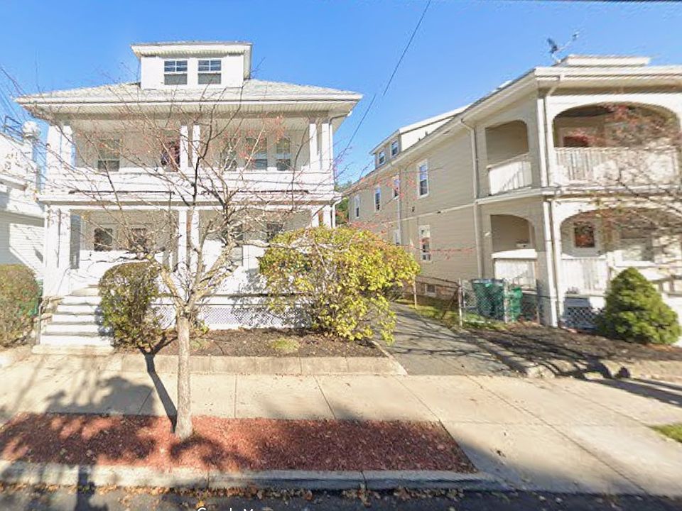1st image of 431 Eastern Ave Floor 1