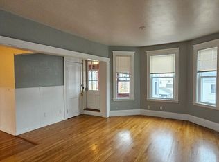 55 Leicester St #10, Brighton, MA 02135