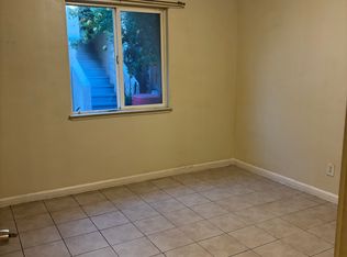 614 17th St #2, Richmond, CA 94801