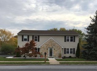 5593 Banbridge Dr, Harrisburg, PA 17112