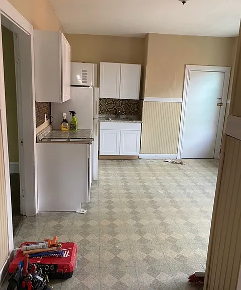 107 Heath St #2 — Photo 3
