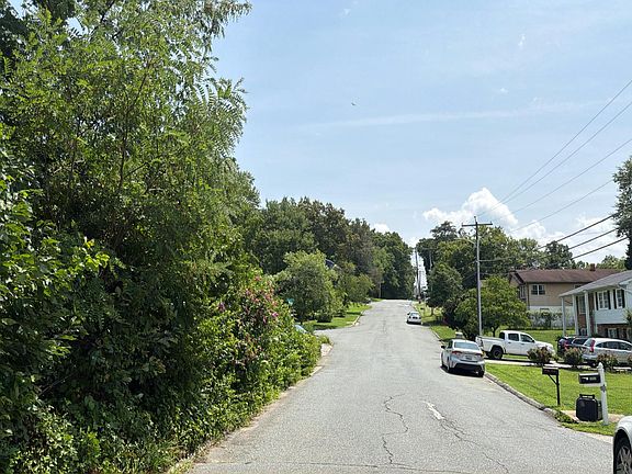 5th image of 1914 Monumental Rd