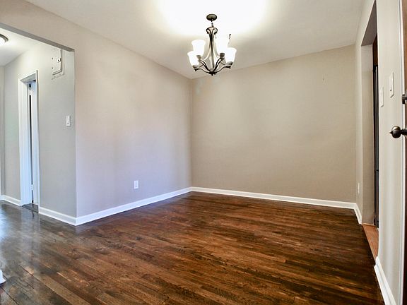 4th image of 7515 Penelope Ave #2