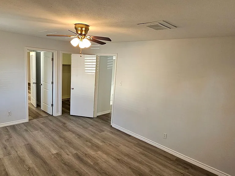 1401 E Sherman Dr — Photo 10
