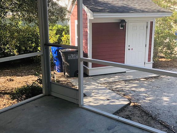 5161 Screen porch