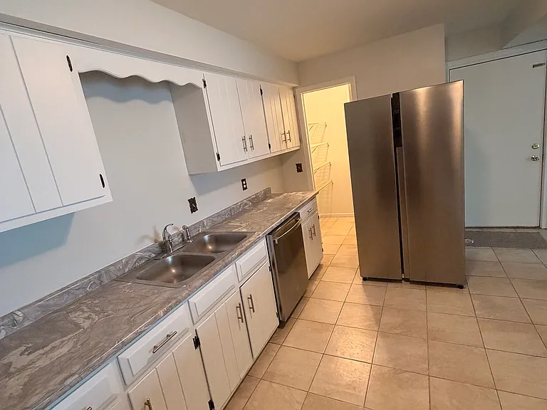 2390 Bicentennial Ave #8 — Photo 8