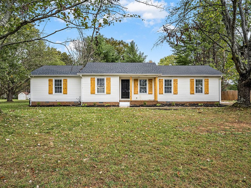 1st image of 2560 Braxton Bragg Dr